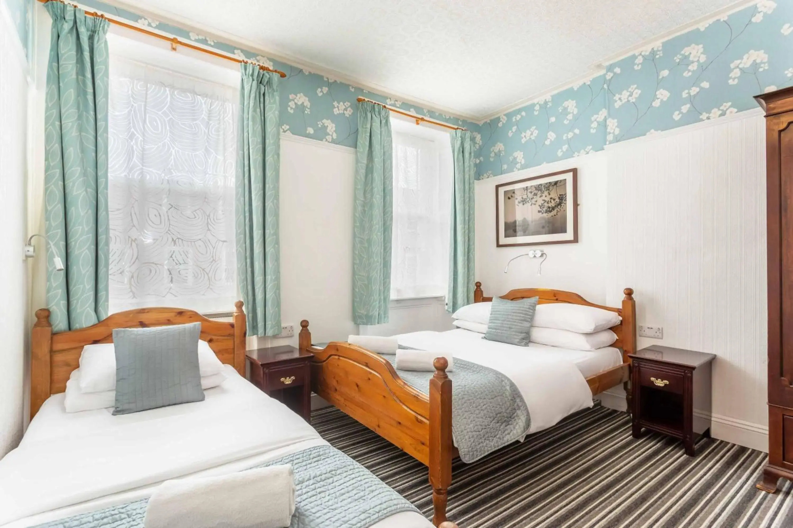 St Athans Hotel