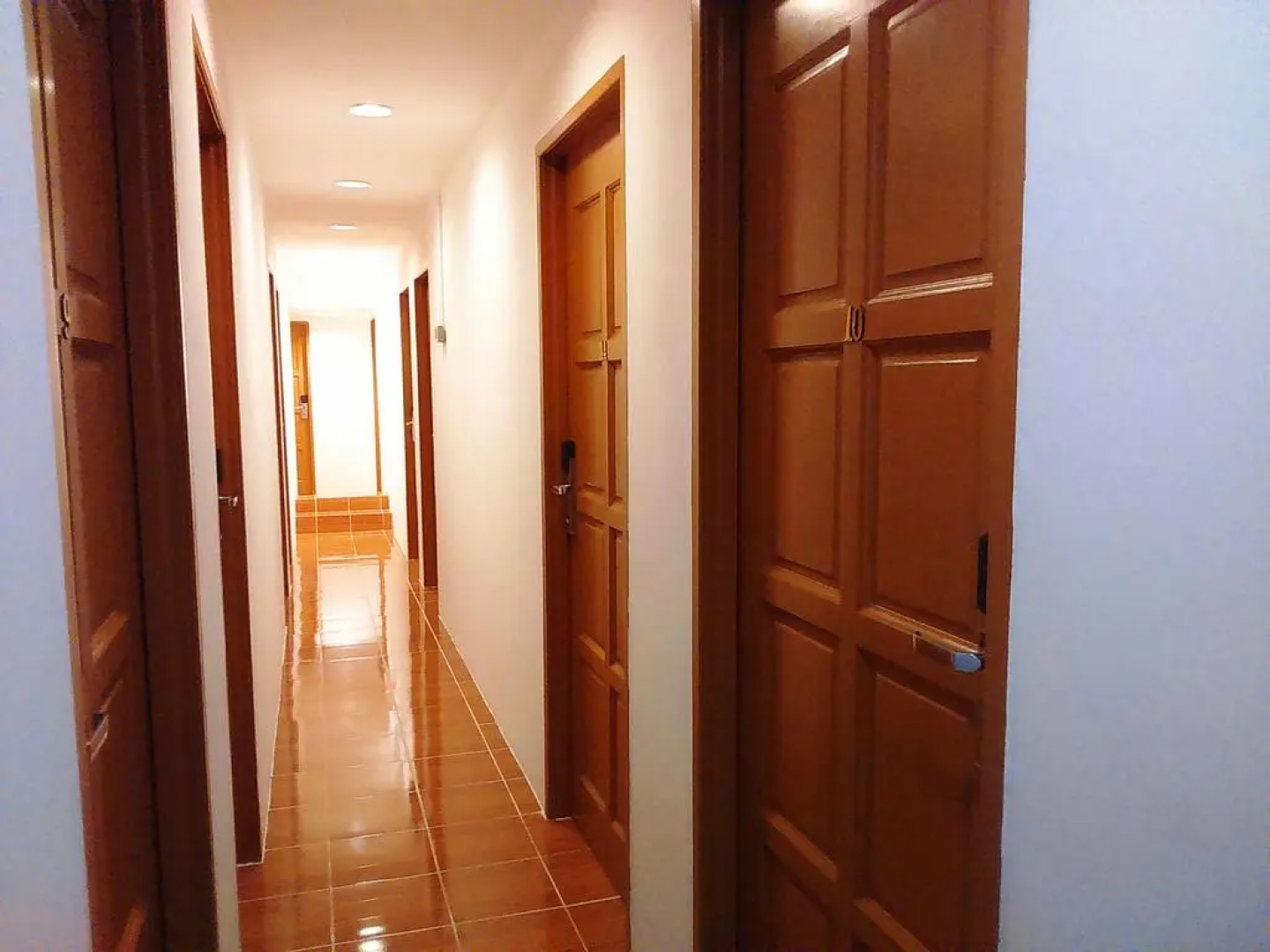 Easybox Budget Hotel