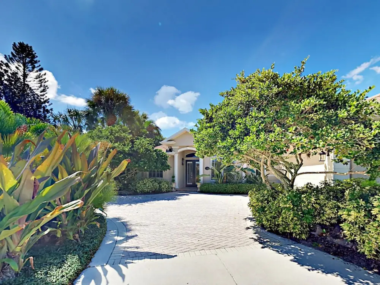 13 Pinehurst Home 3 Bedrooms 2 Bathrooms Home