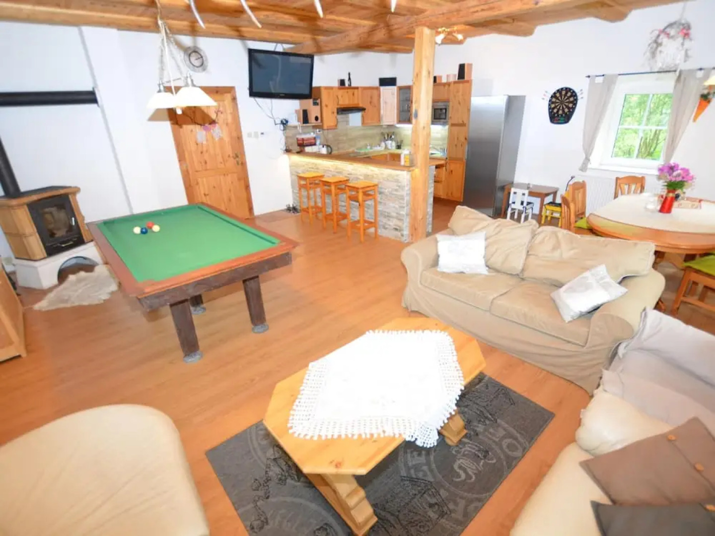 Comfortable Holiday Home With Sauna and Billiards, Near the Slopes