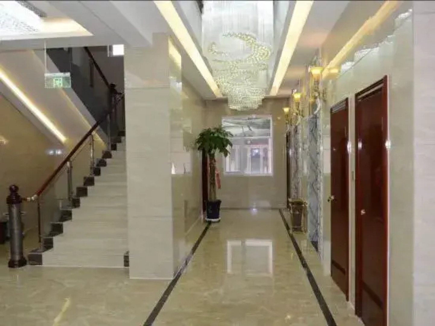 Badan Impression Holiday Hotel