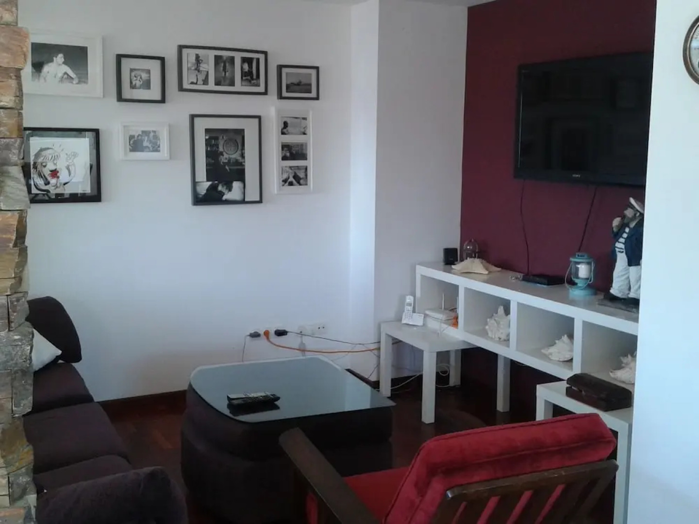 Spacious Holiday Home with Private Pool near Sea & Boulevard in Oleiros