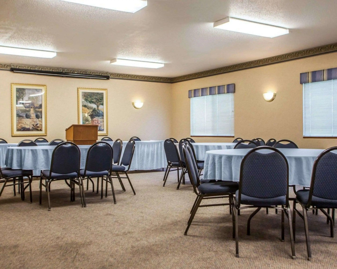 Quality Inn & Suites Eldridge Davenport North