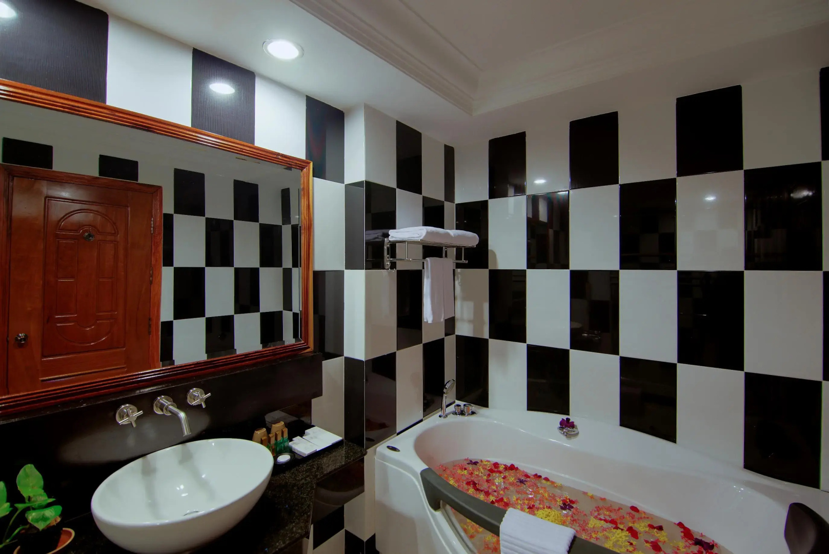 Hotel Somadevi Angkor Resort & Spa