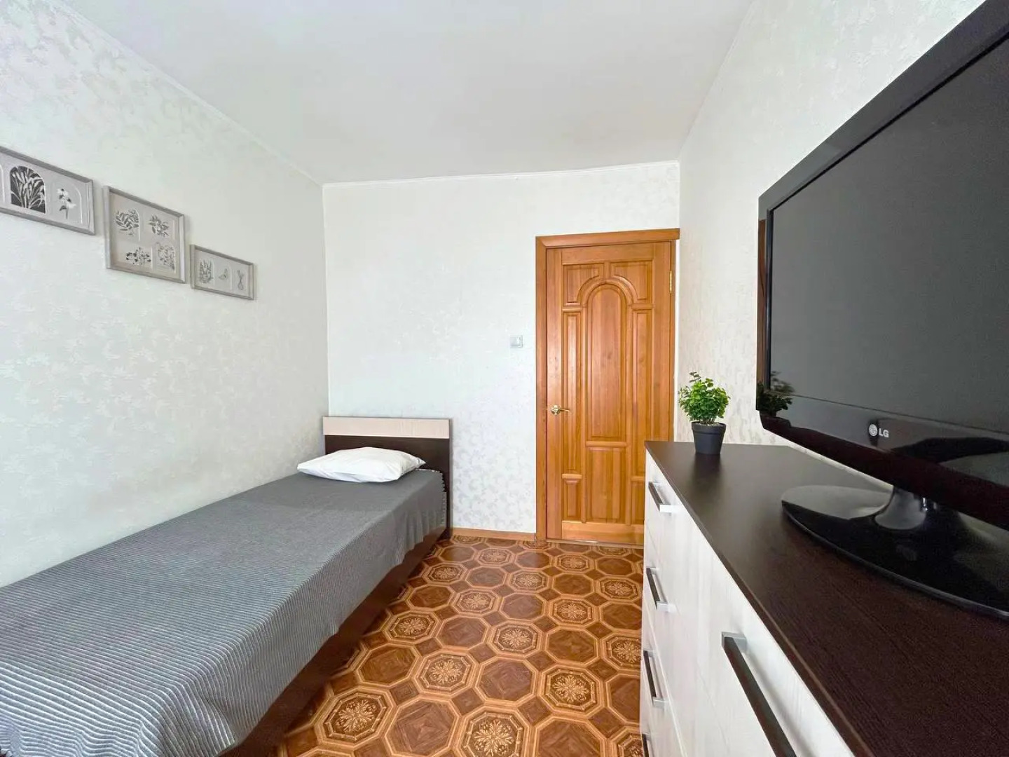 Niki Rent на проспекте Героев 3а