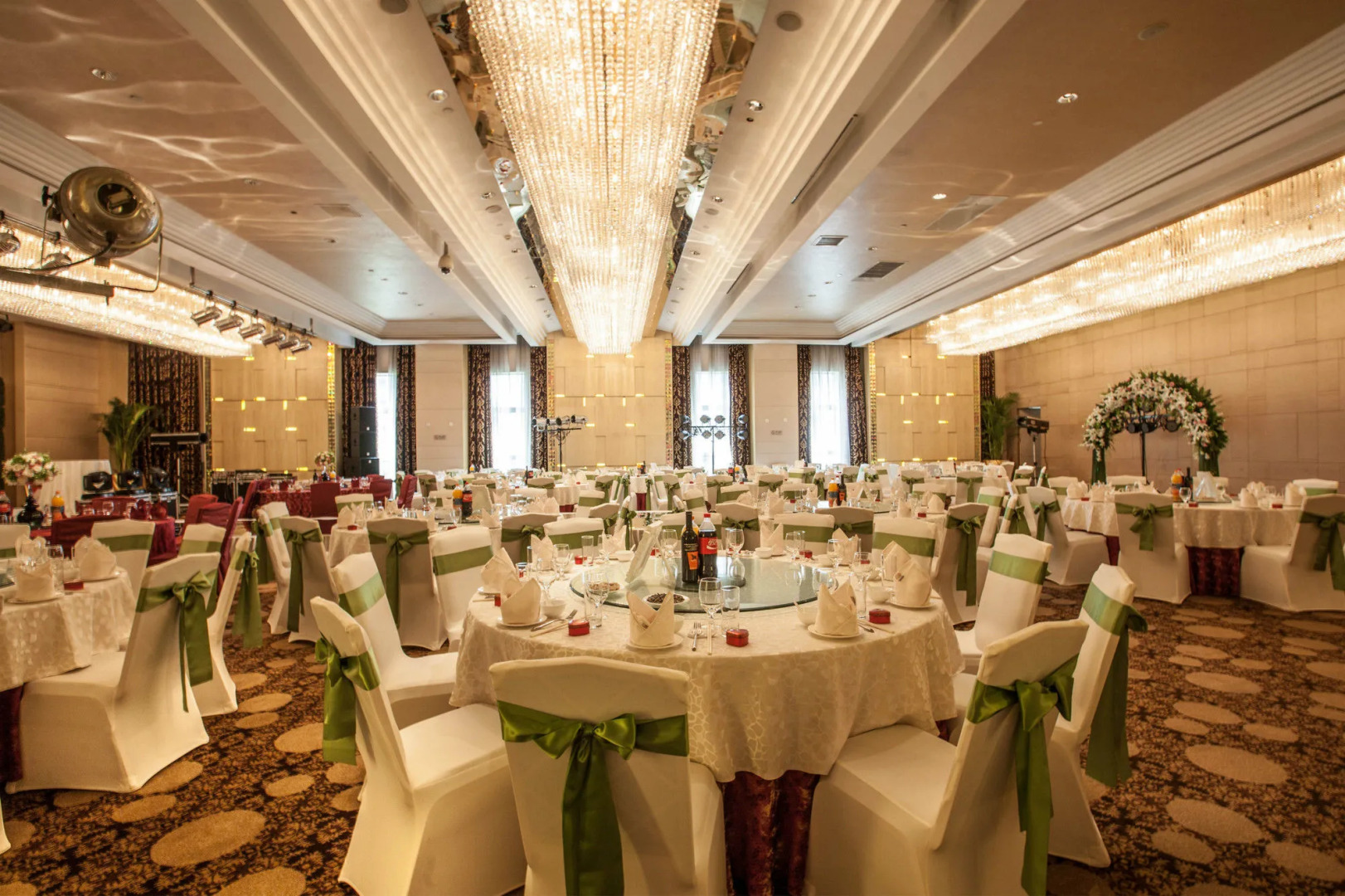 Holiday Inn Beijing Focus Square by IHG