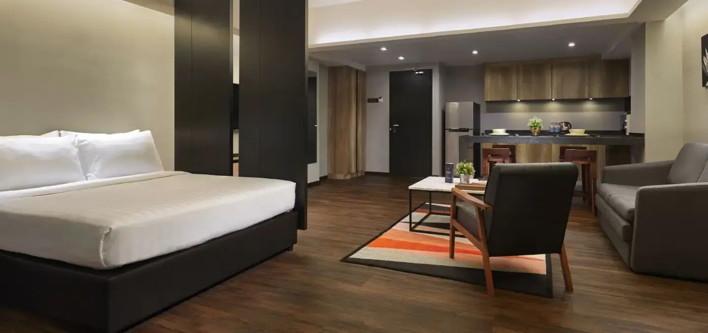 Tropics Eight Suites