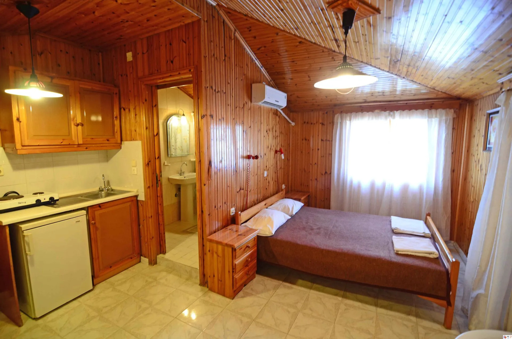 Acapulco Marinos Studios & Apartments