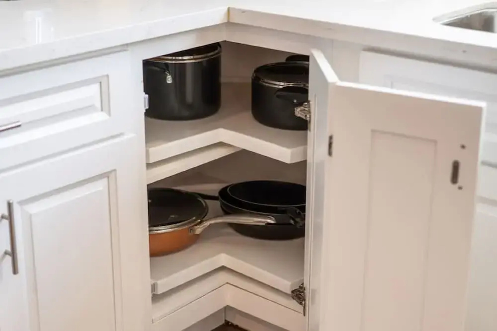 Tranquil 2BR Home in Beautiful Neighborhood P24