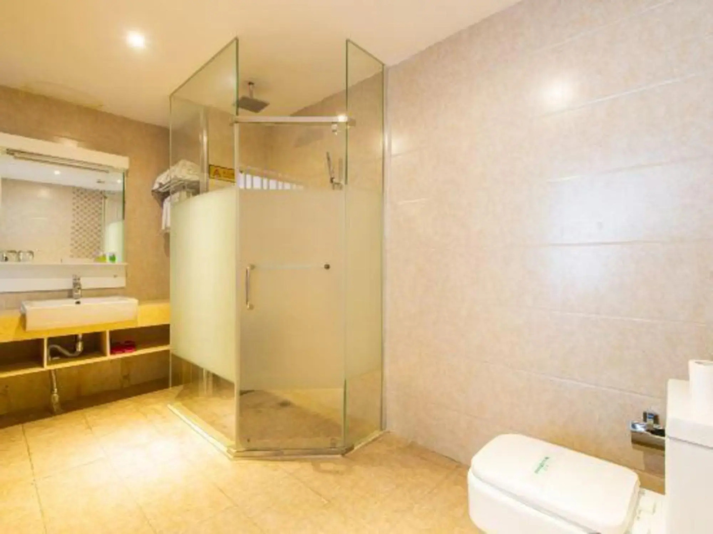 Shixing Hotel