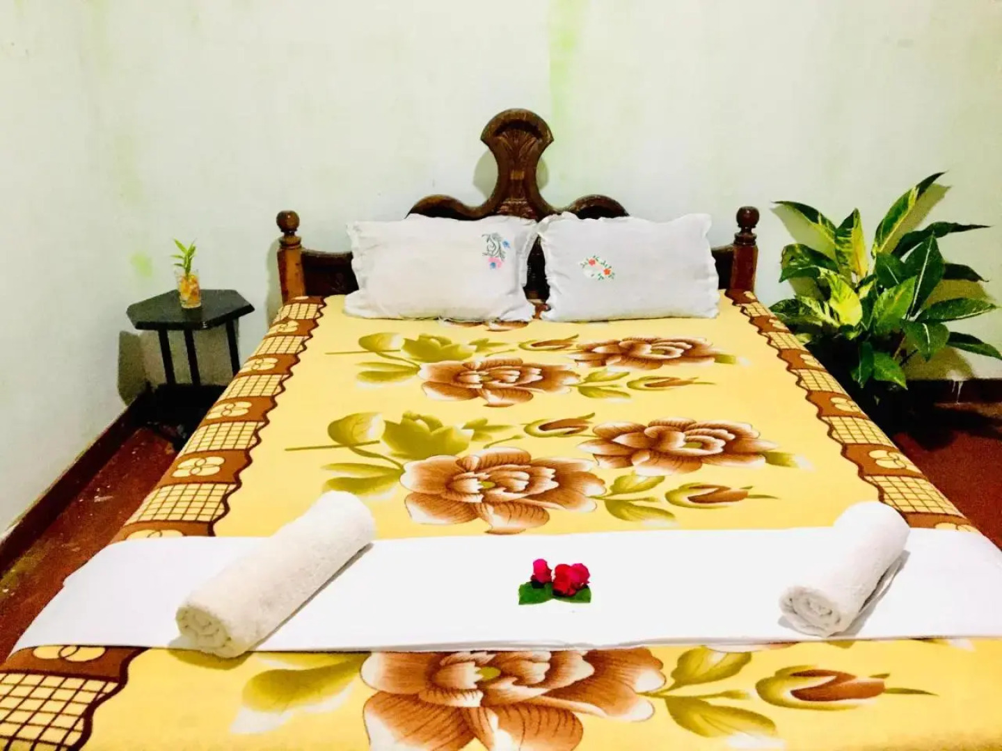 Mama Daisy's Homestay Rekawa.