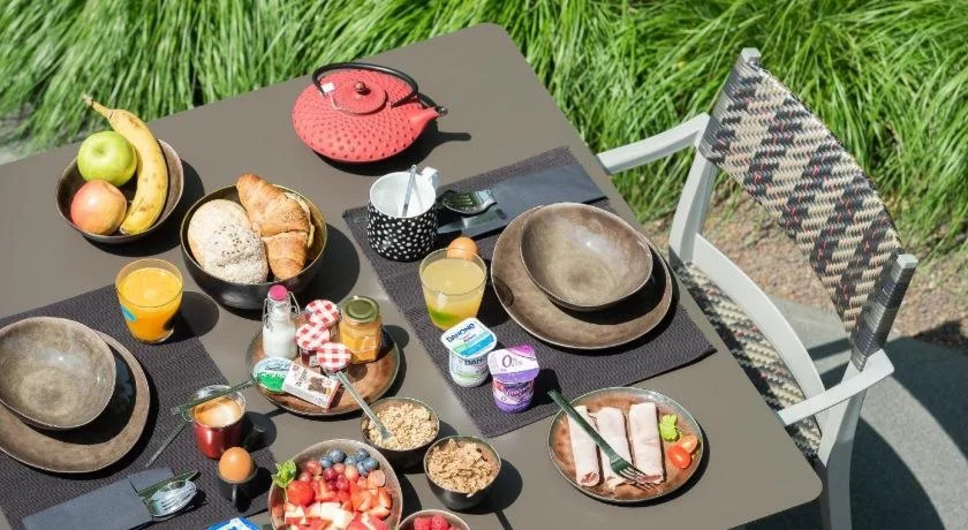 Lithium Bed Zen & Breakfast