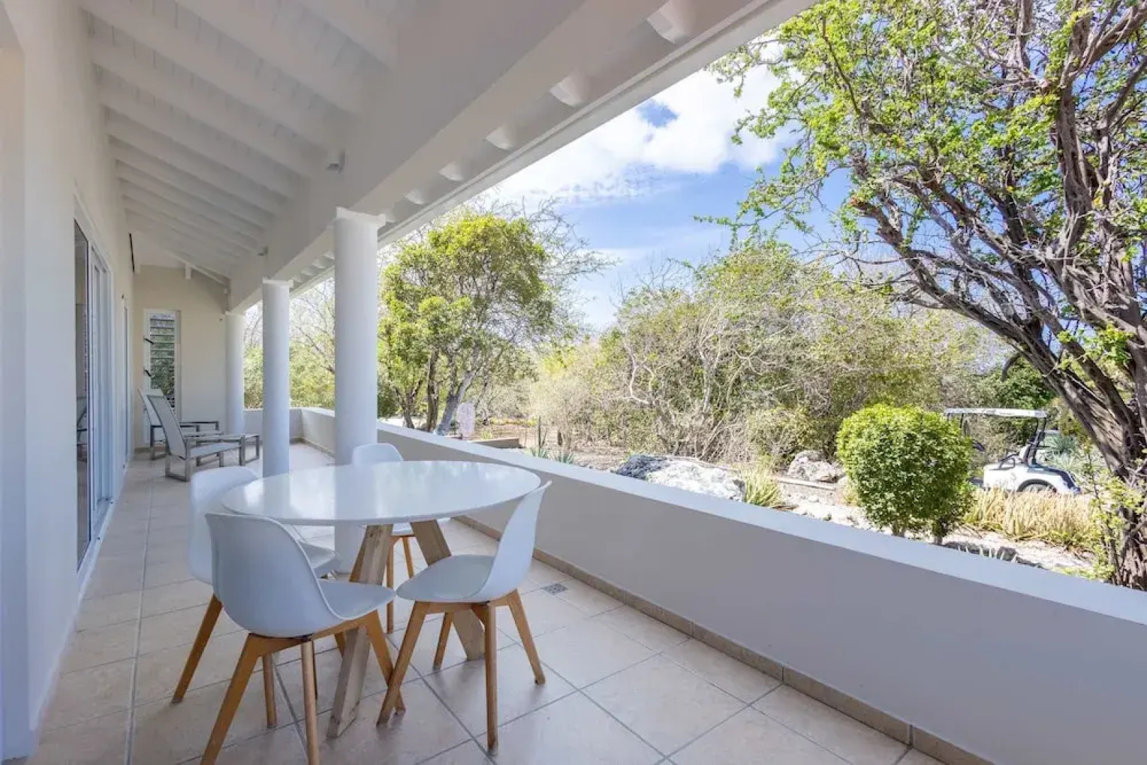 Ser na Private Retreat