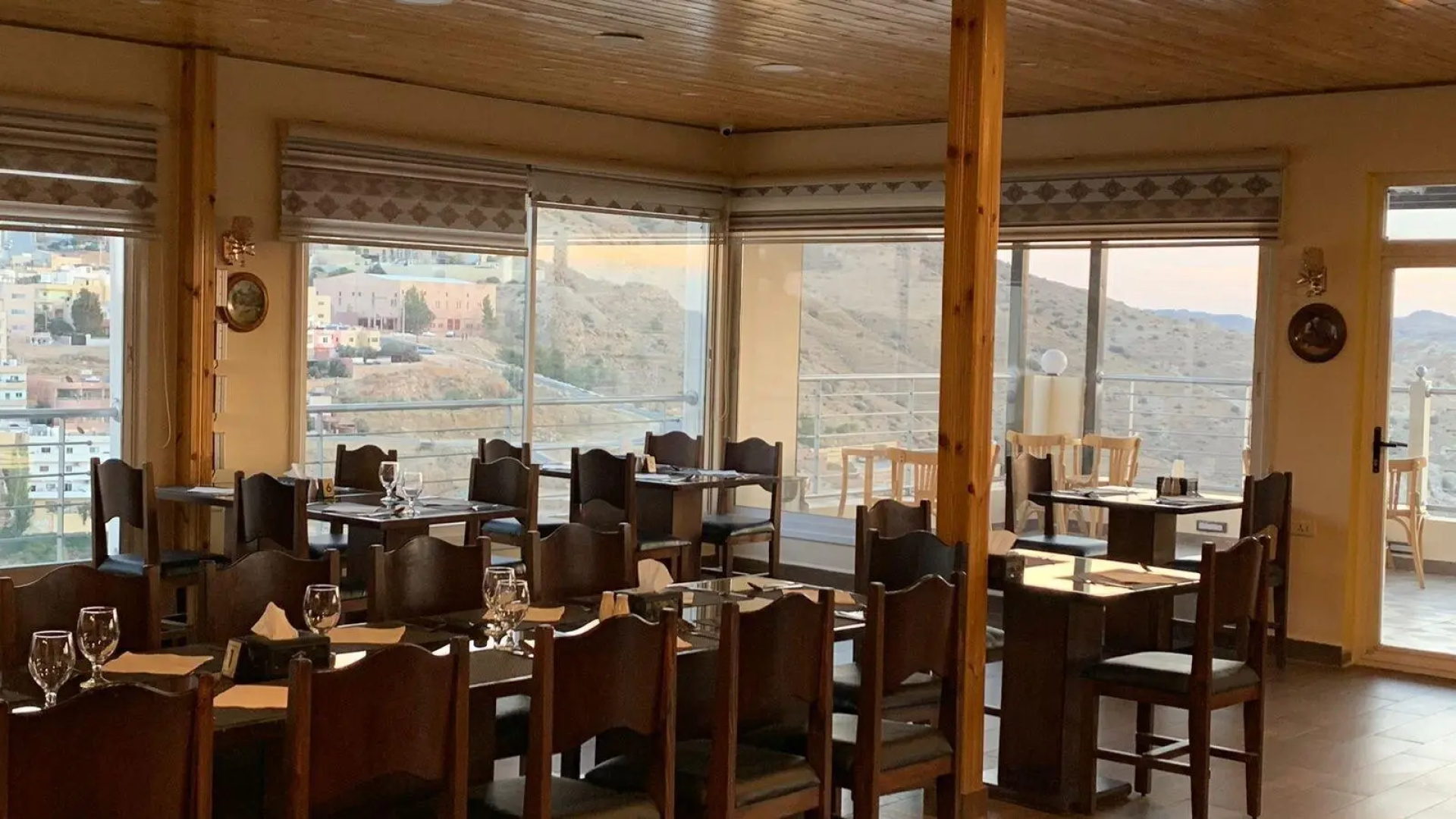 Shaqilath Hotel