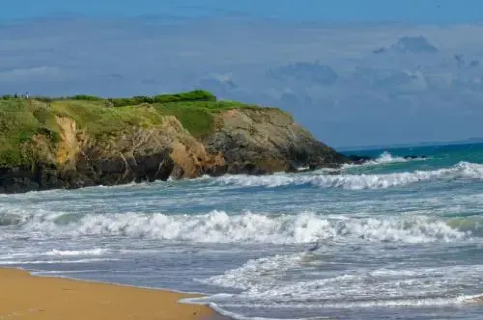 Yourtes et Roulottes de la Laïta