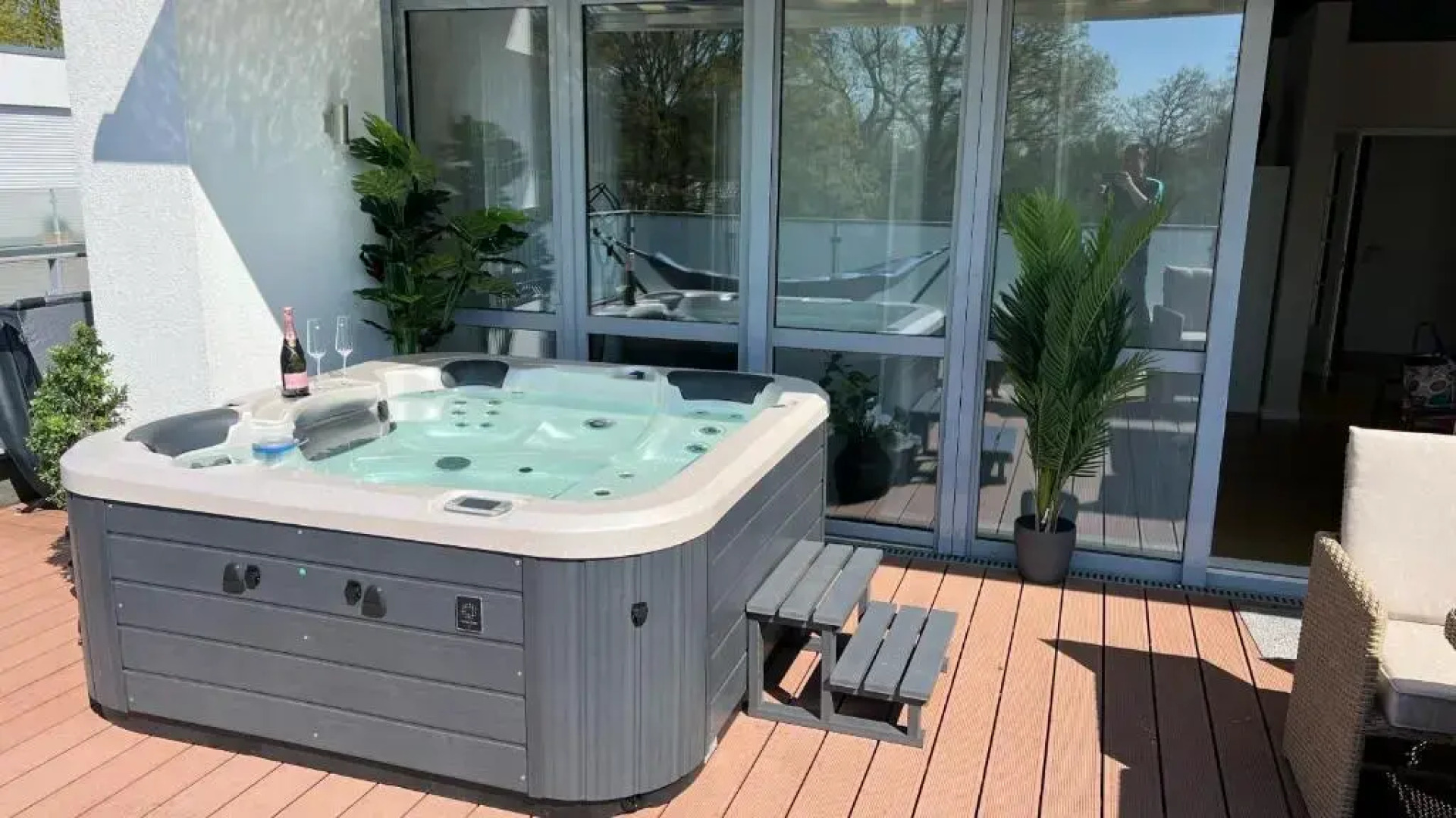 Luxus- Penthouse 180m2 mit Aufzug und Whirlpool