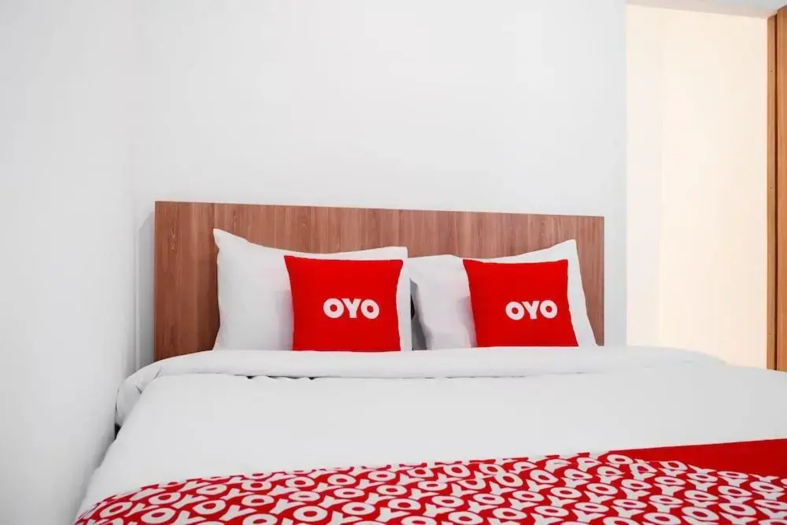 33 Avenue by OYO Rooms