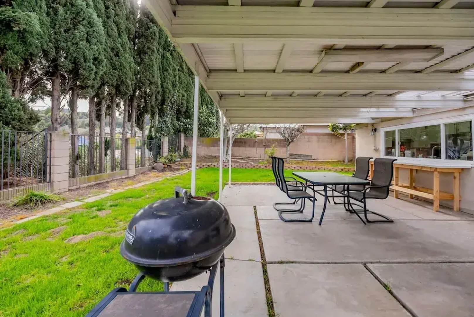 Serene Retreat With Modern Comforts in San Gabriel