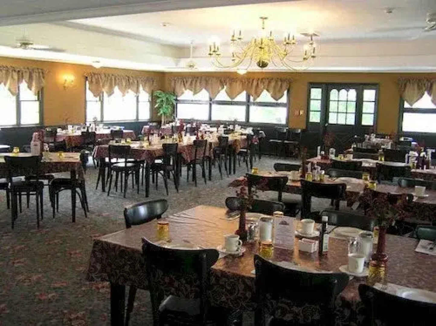 Wolff's Maple Breeze Resort