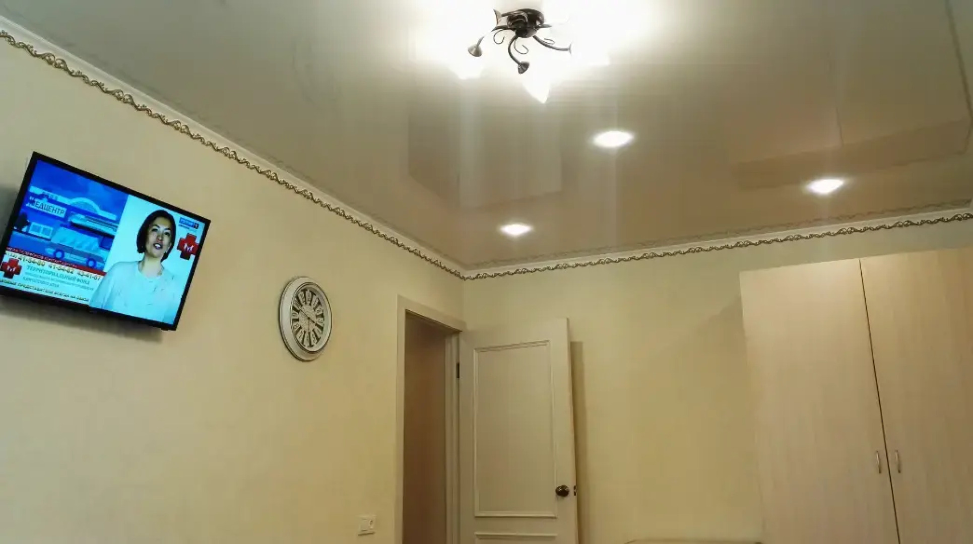 Апартаменты на проспекте 50 лет Октября 4/1