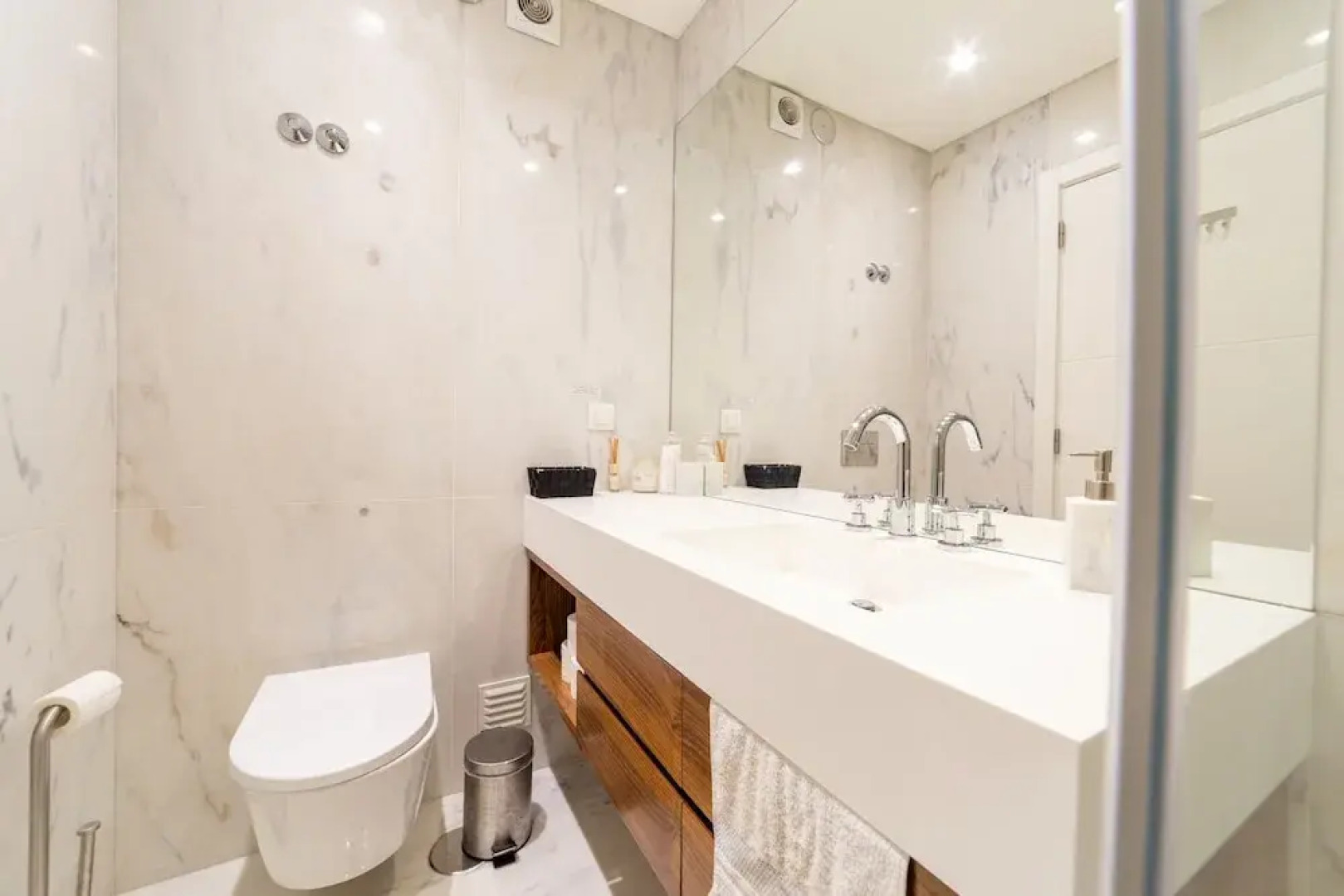 Industrial Lisbon Apartment