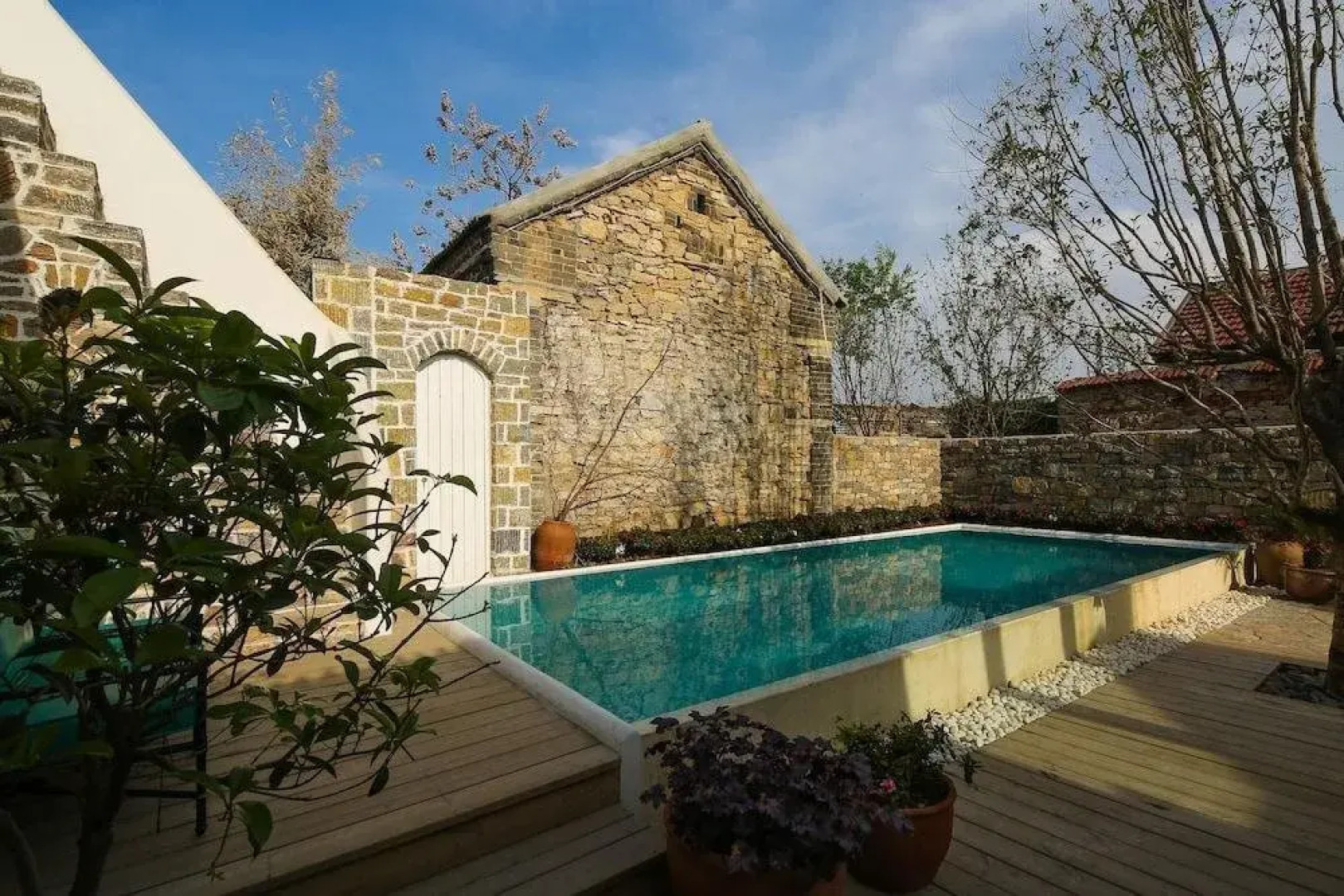 Countryside Luxury Hotel