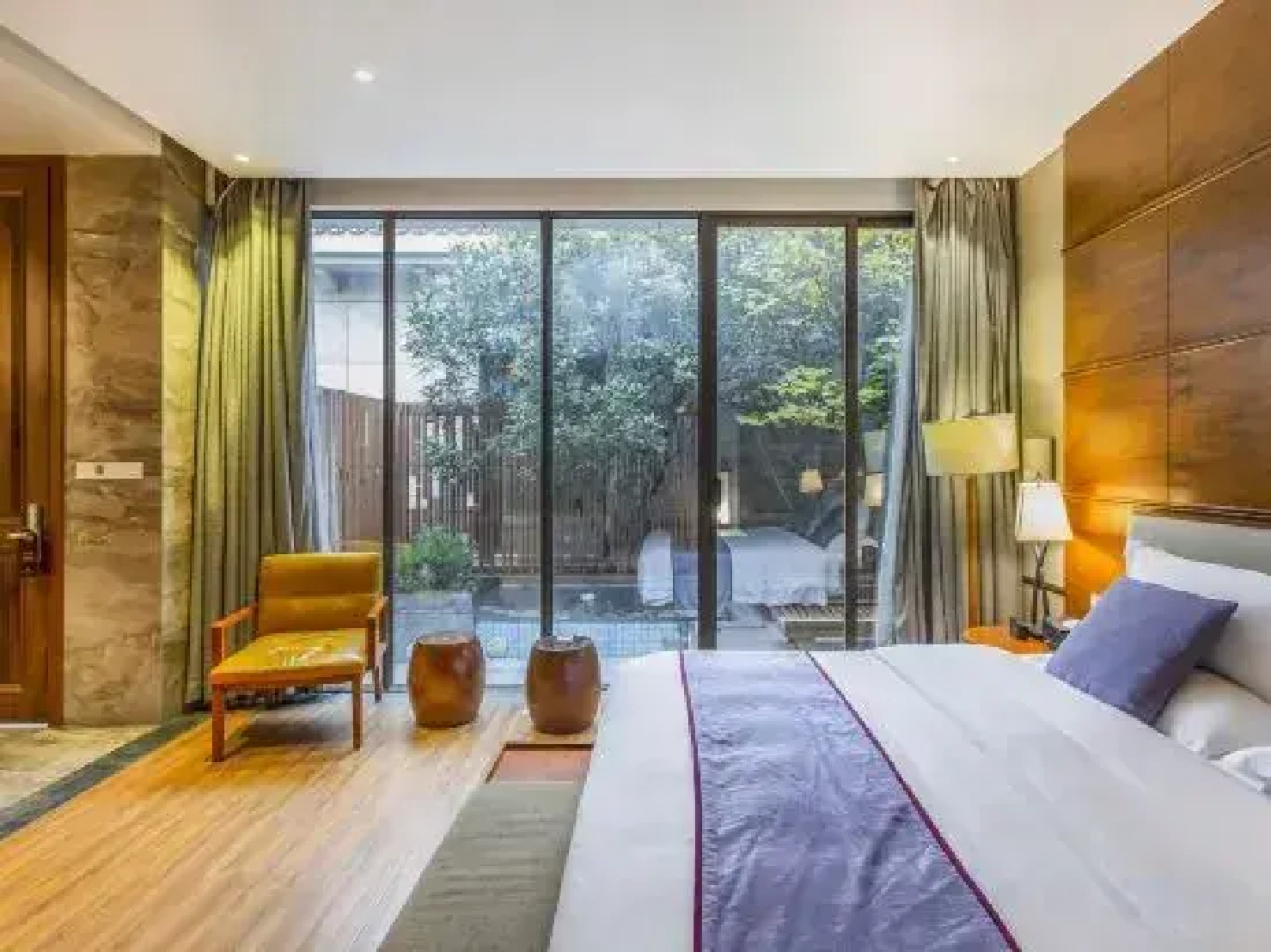 Sanmenxia Feicui Lichi Hot Spring Resort Hotel