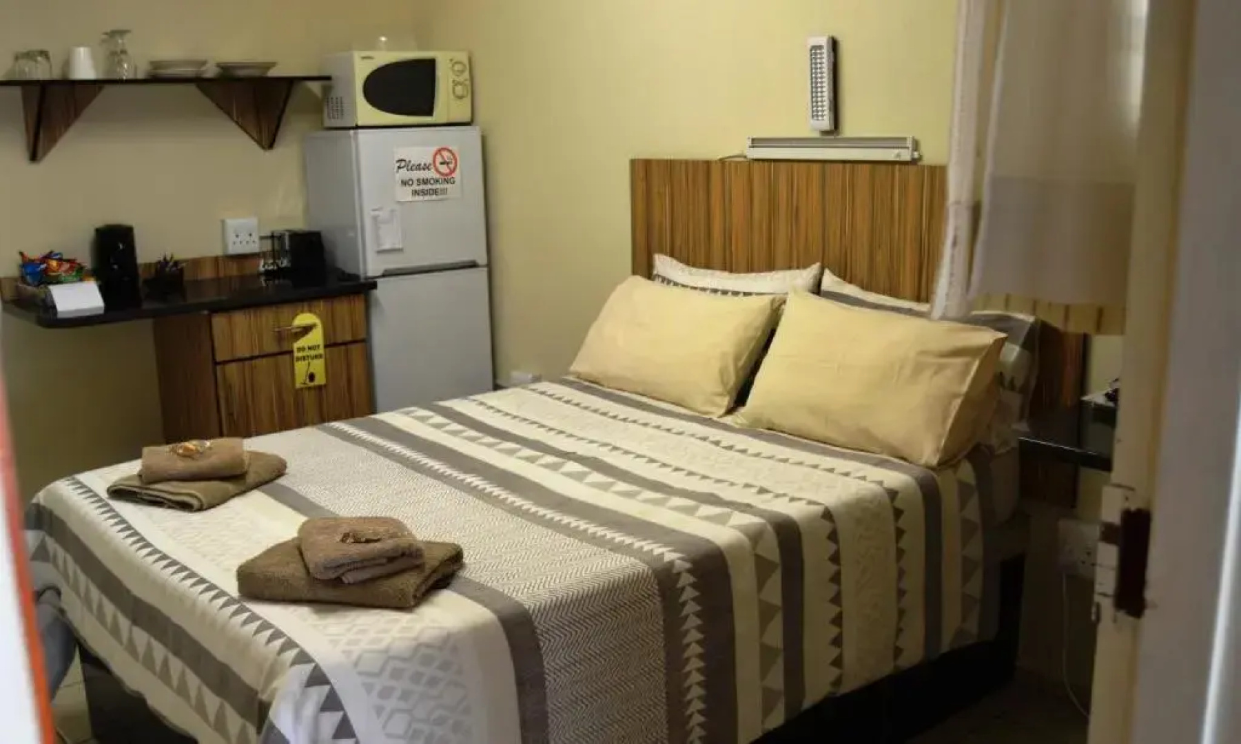 AAA Rose Garden Guesthouse