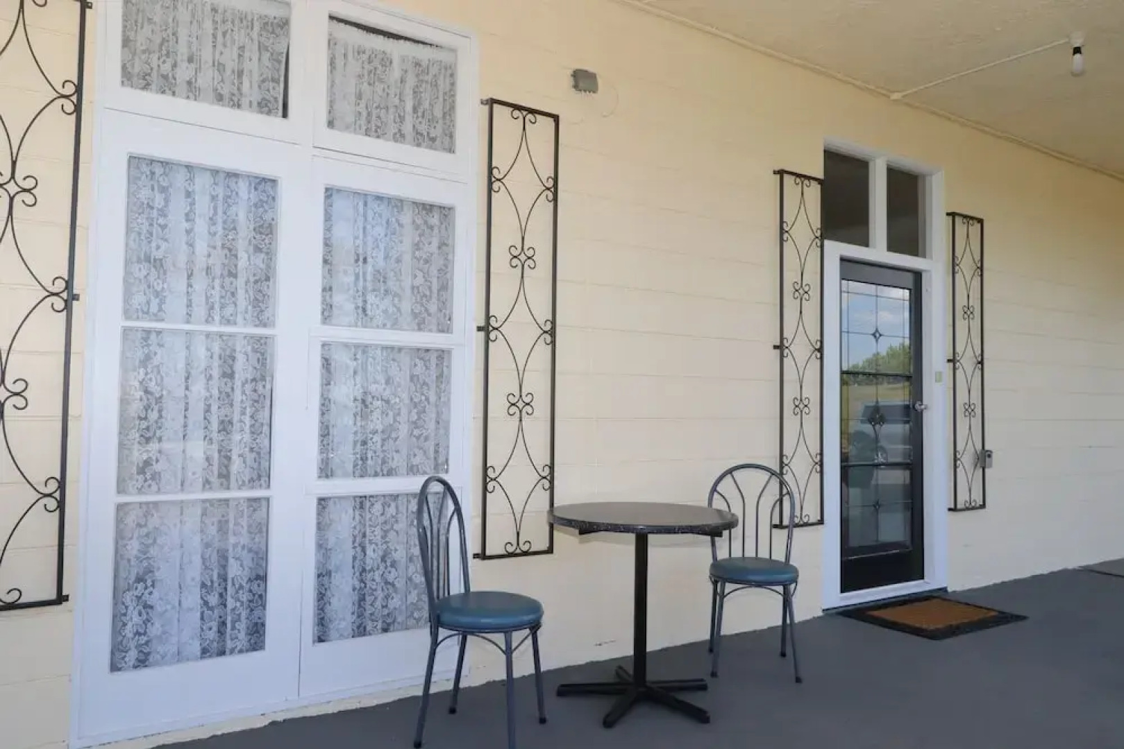 3 Brm Oasis in Temple View