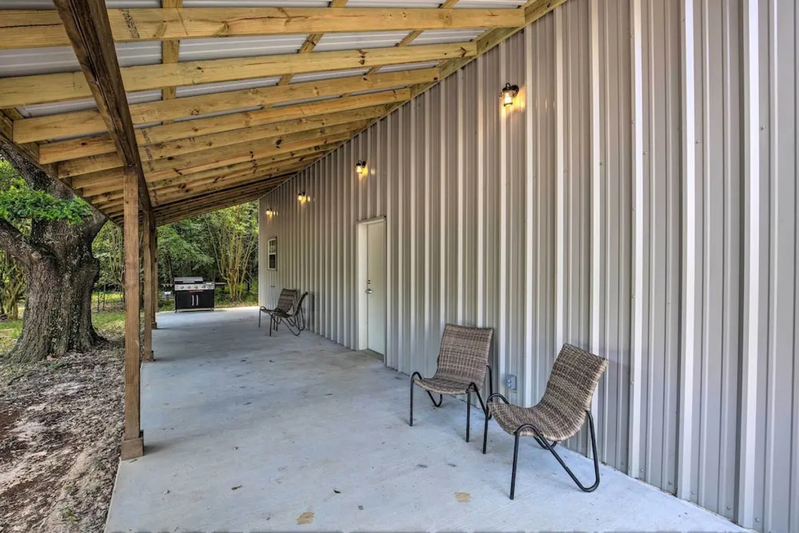 Secluded Home w/ Gas Grill, 3 Mi to Boating!