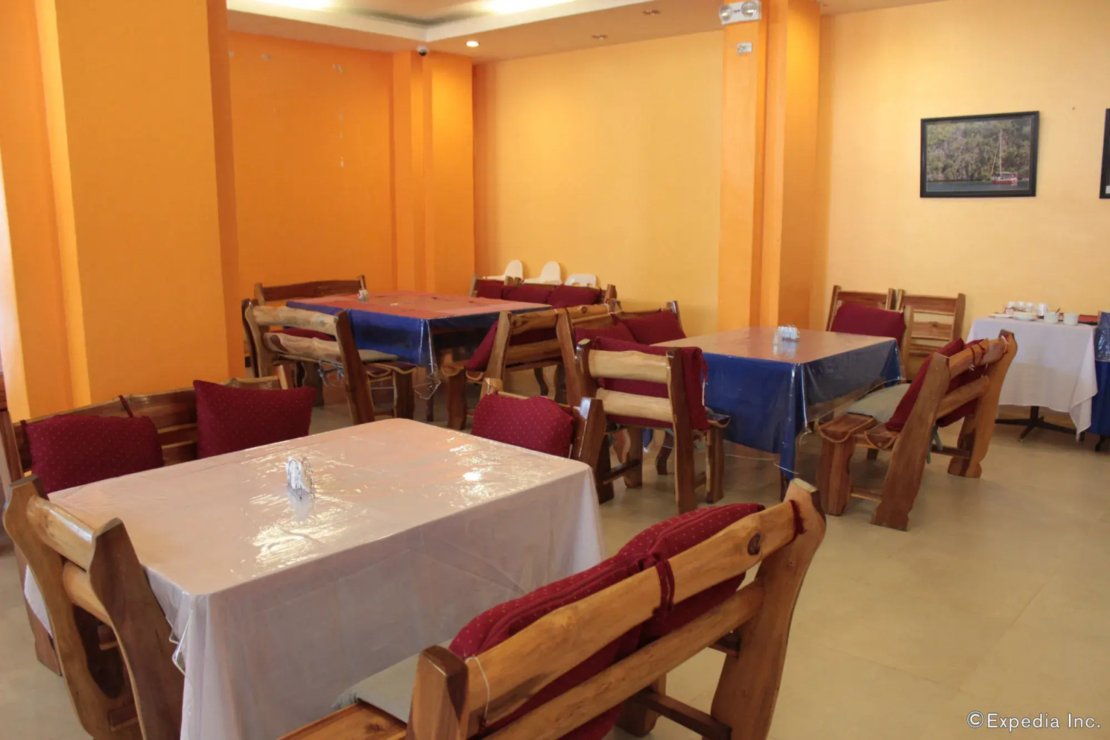 One Averee Bay Hotel