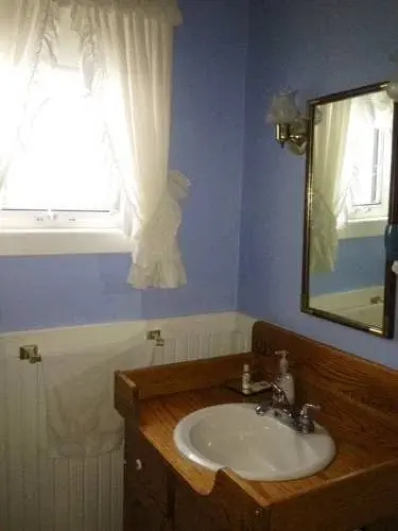 Prairie Schooner Inn