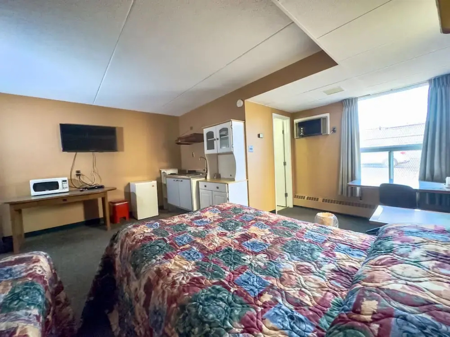 Capone's Hideaway Motel