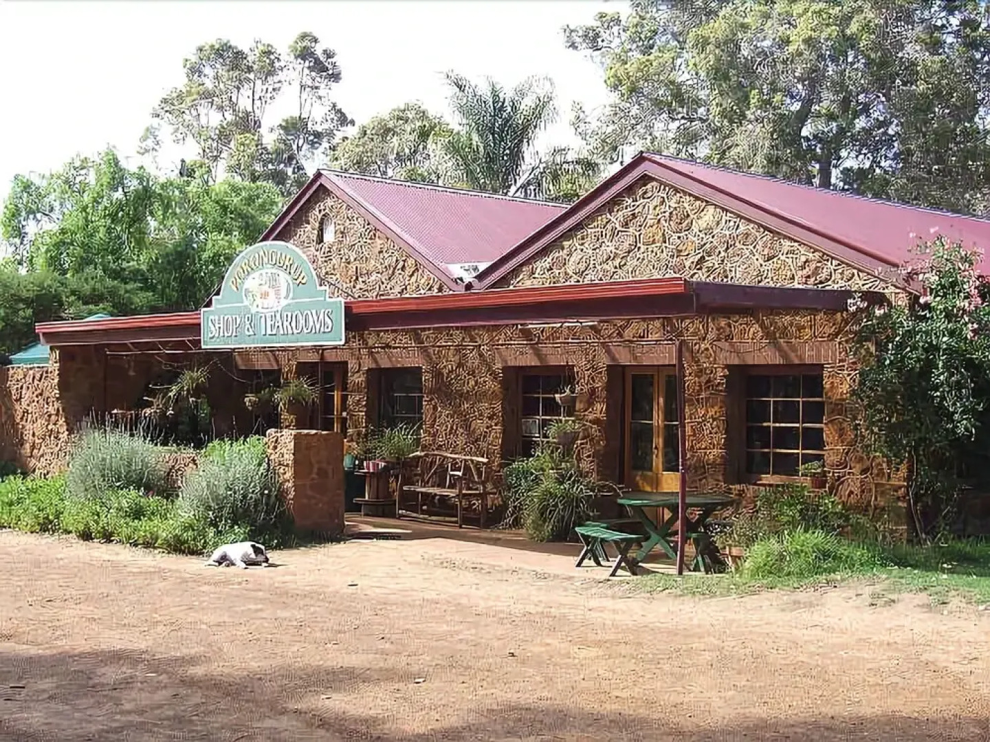 Porongurup Village Inn Cottages