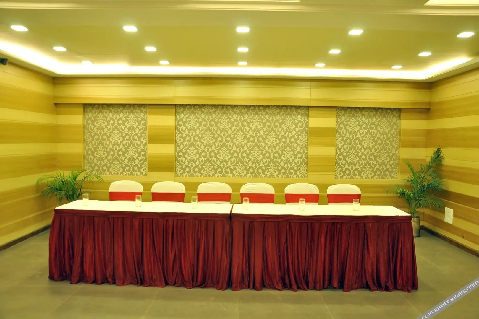 Lumbinis Grand Hotel