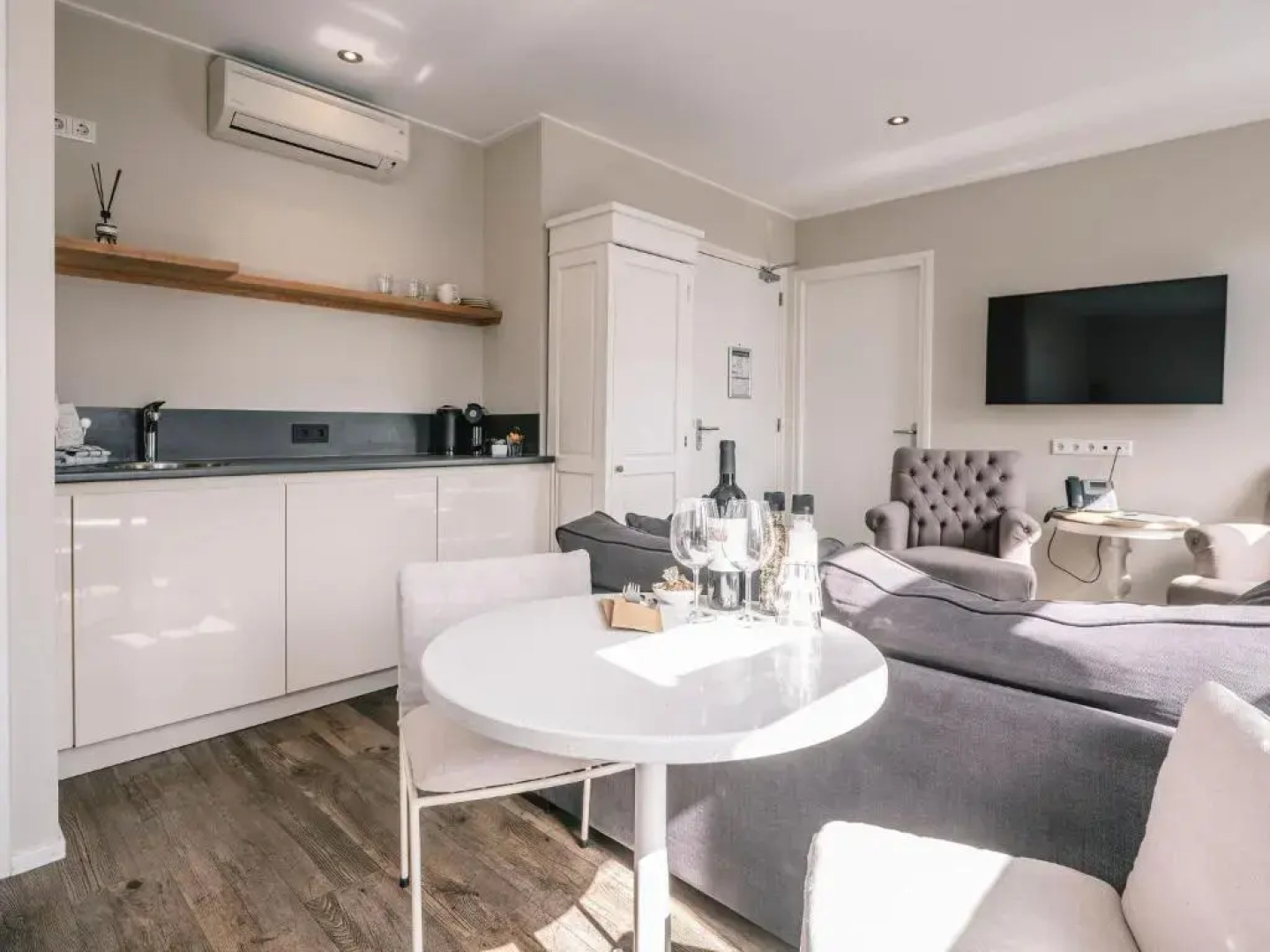 Boutique Hotel By Juuls