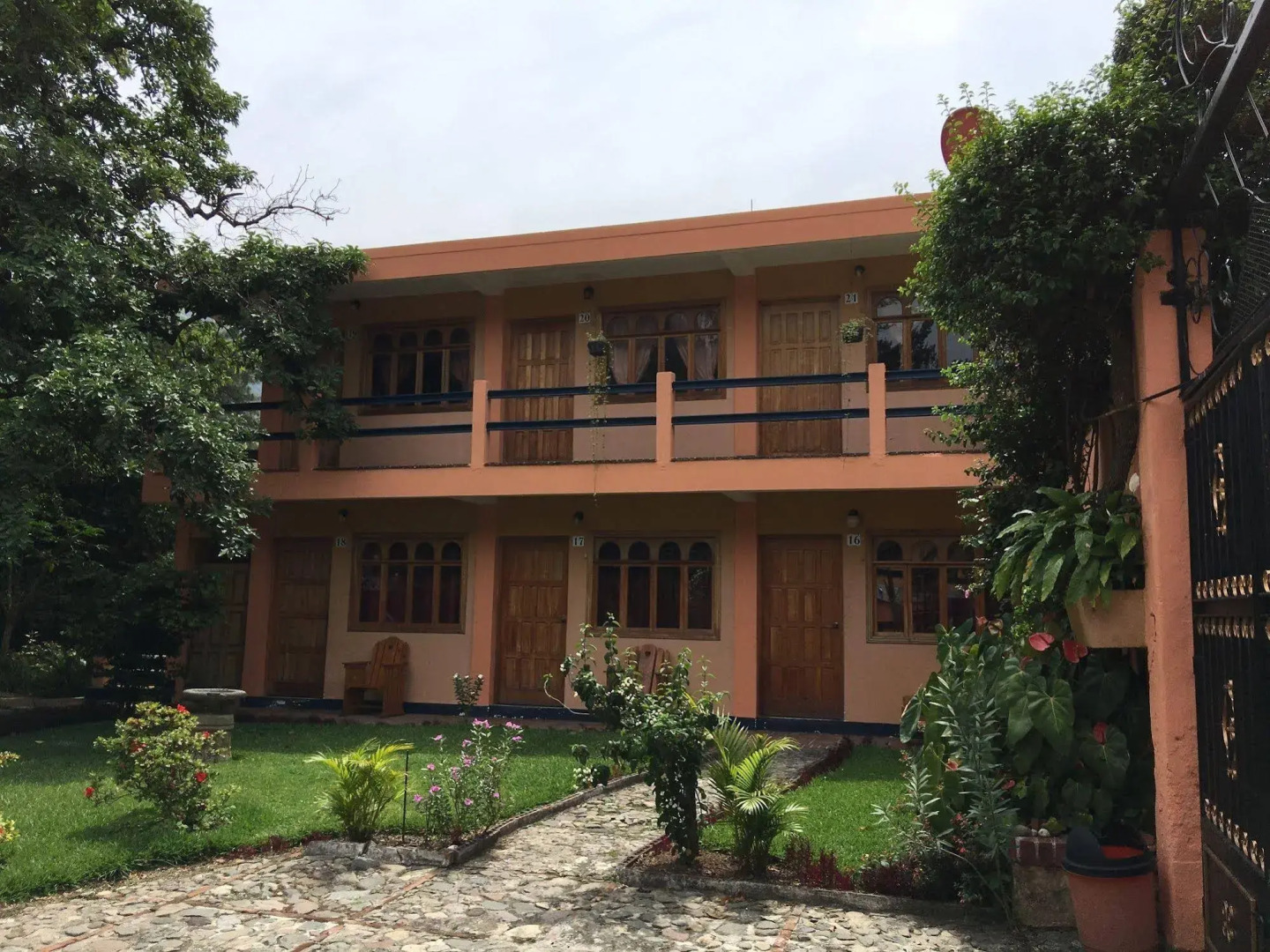 Grand Hotel Panajachel