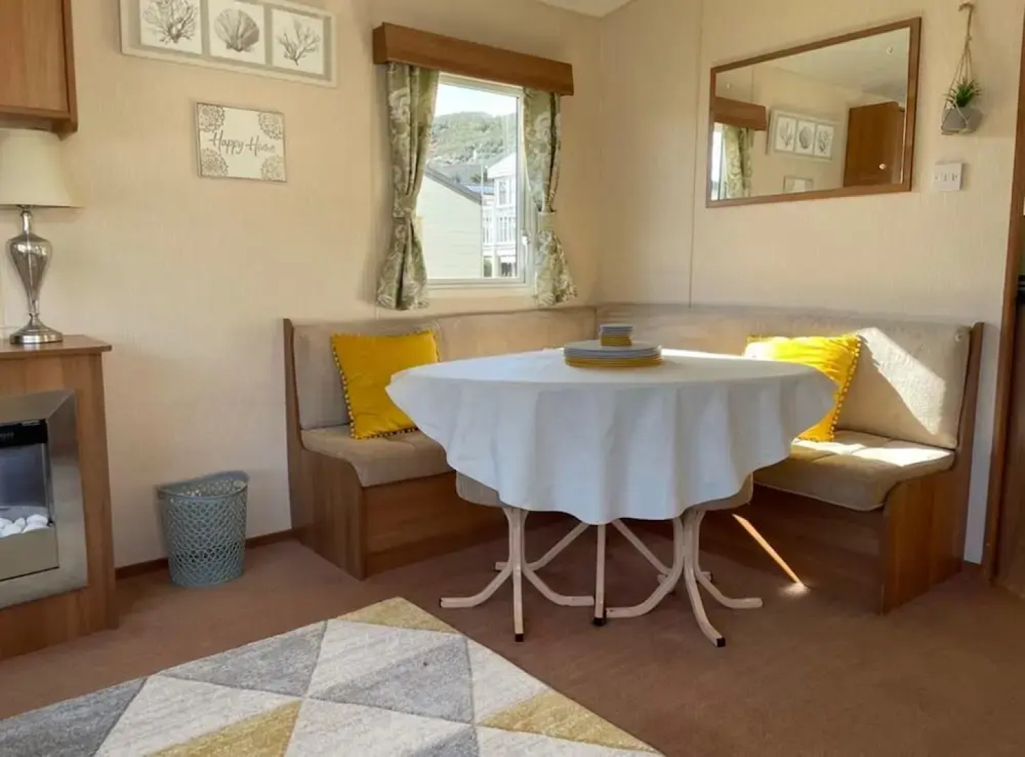 Challaborough bay Caravan, Sleeps 8, pet Friendly