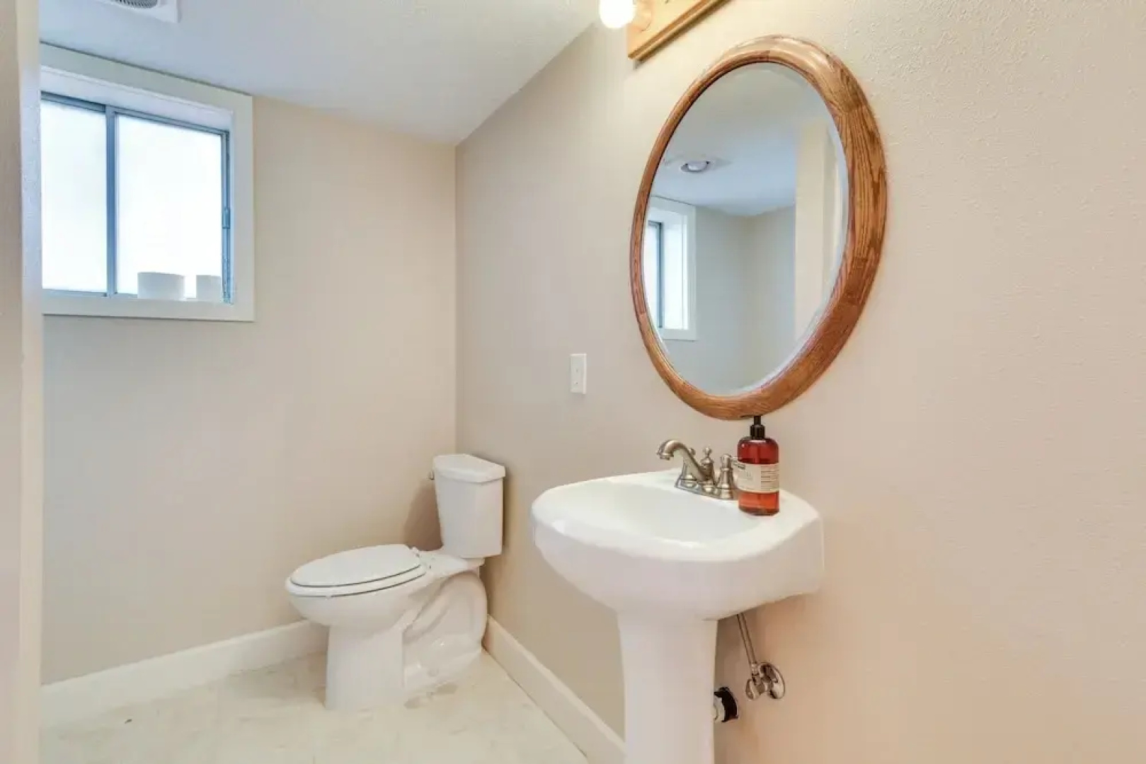 Spacious Portland Area Home w/ Fenced Yard