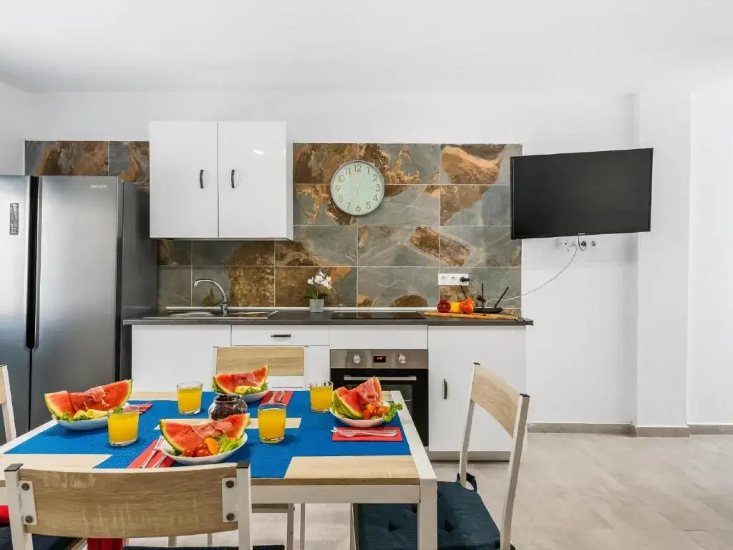 1 THE HOUSE of RISING SUN