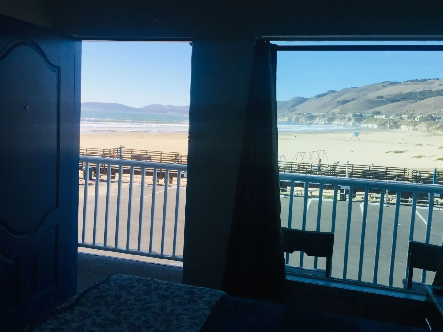 Dolphin Cove Motel