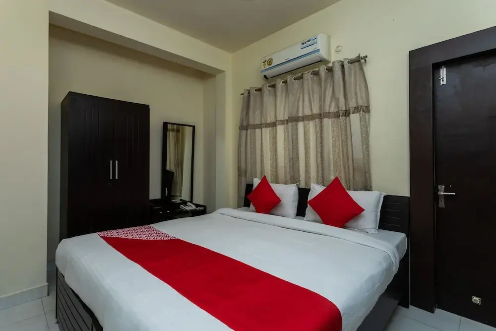 Swistar Serviced Apartments