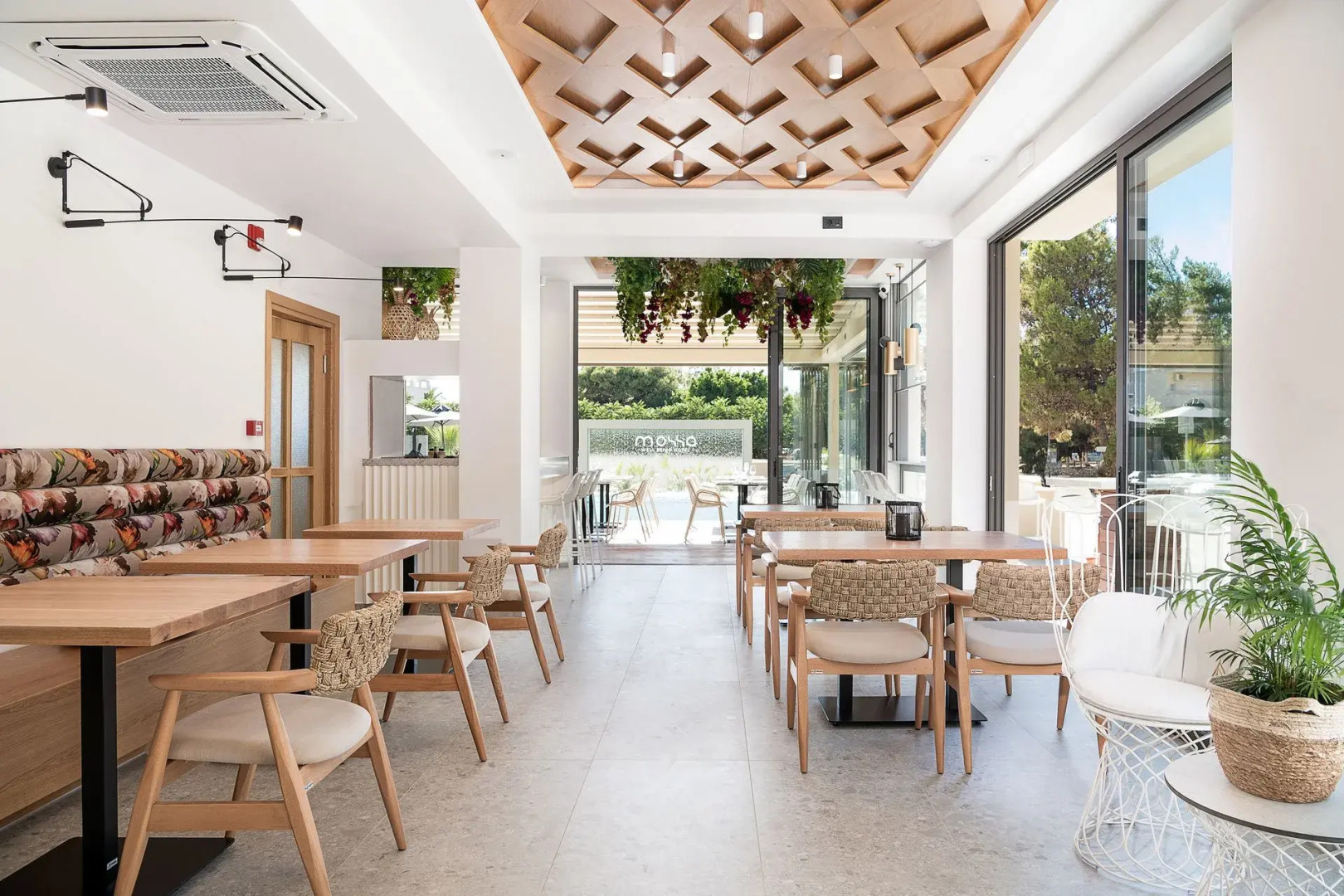 Mossa Well Being Hotel with heated pool & spa facilities