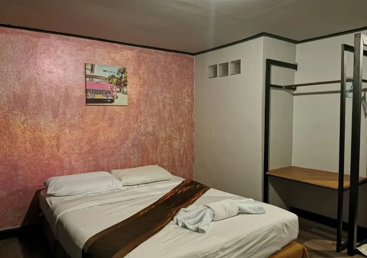 Pimpimarn Beach Hotel