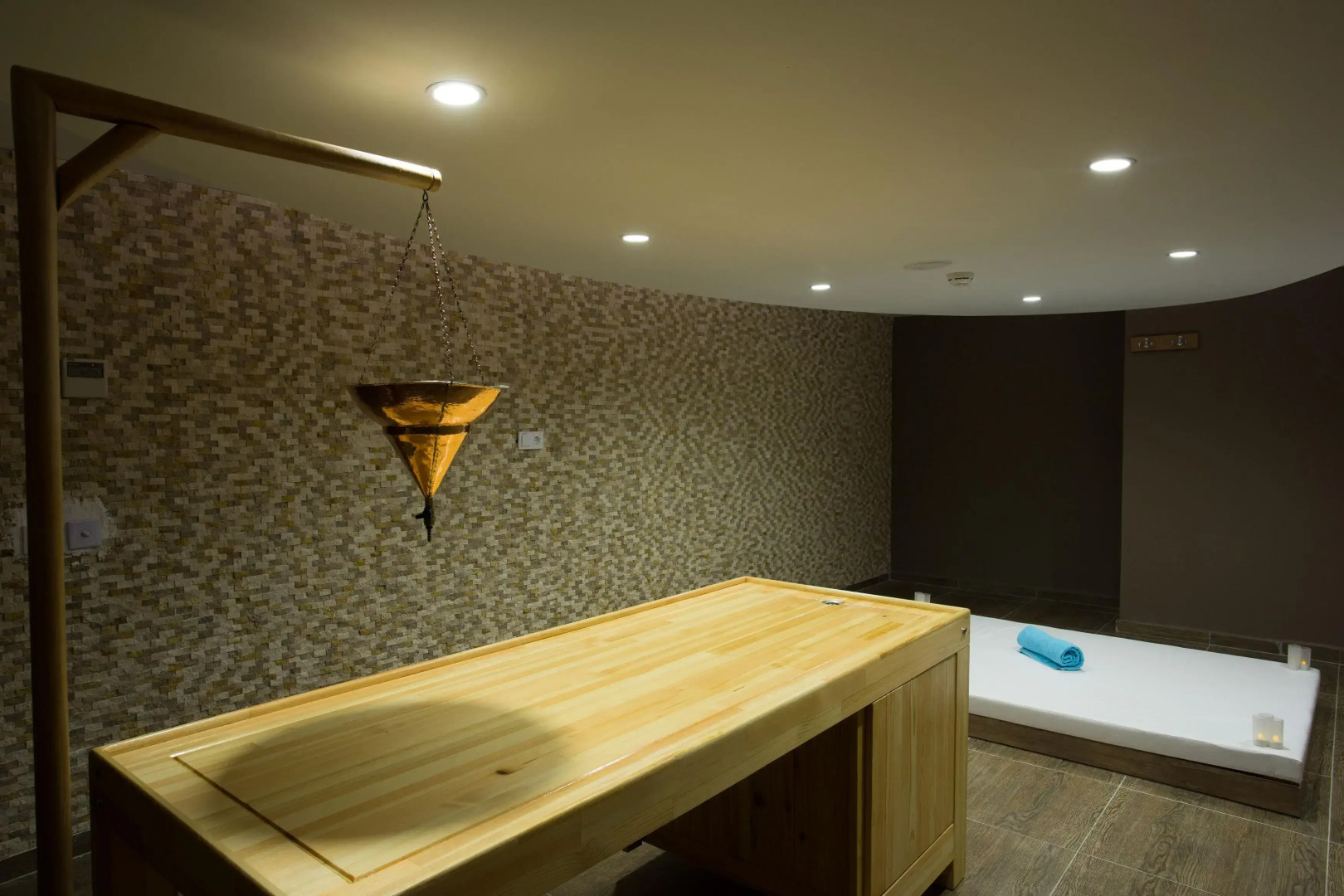 Water Side Resort & Spa