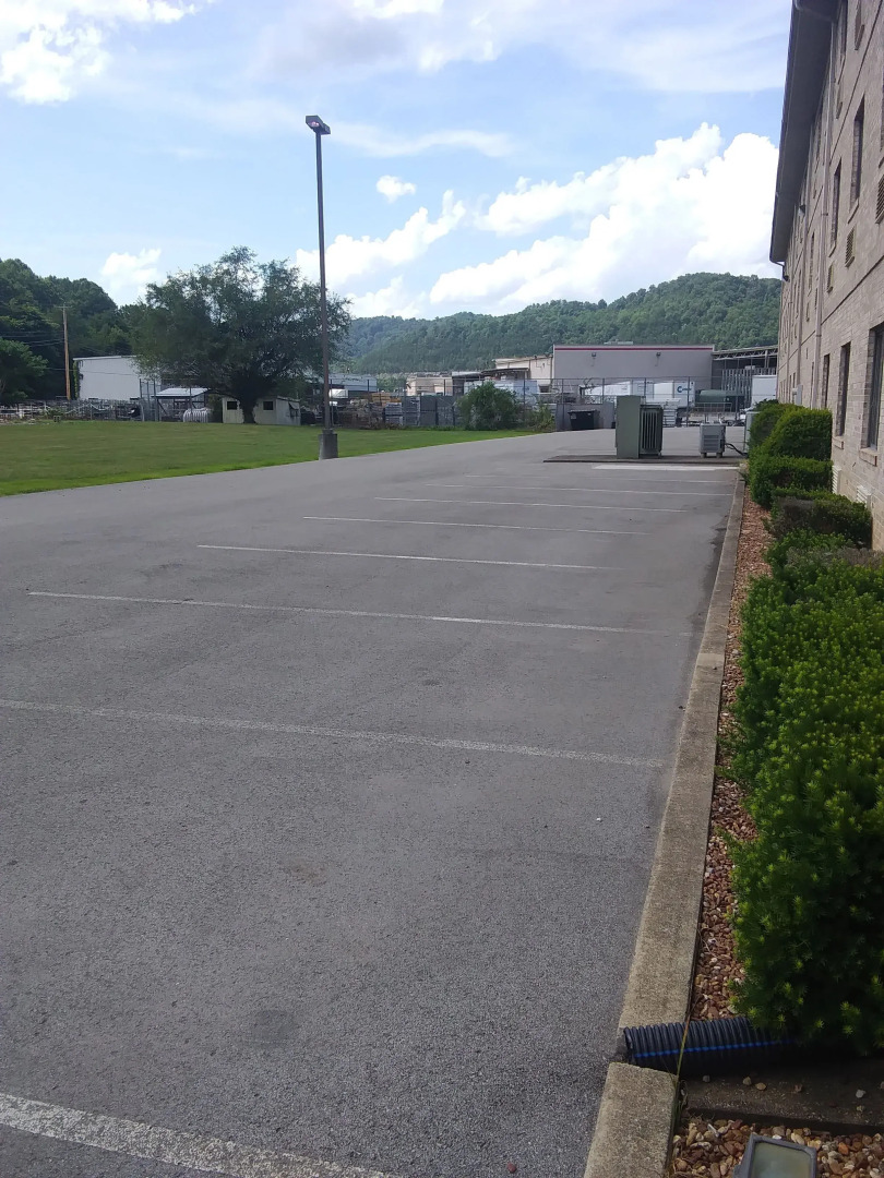 Brookshire Inn & Suites