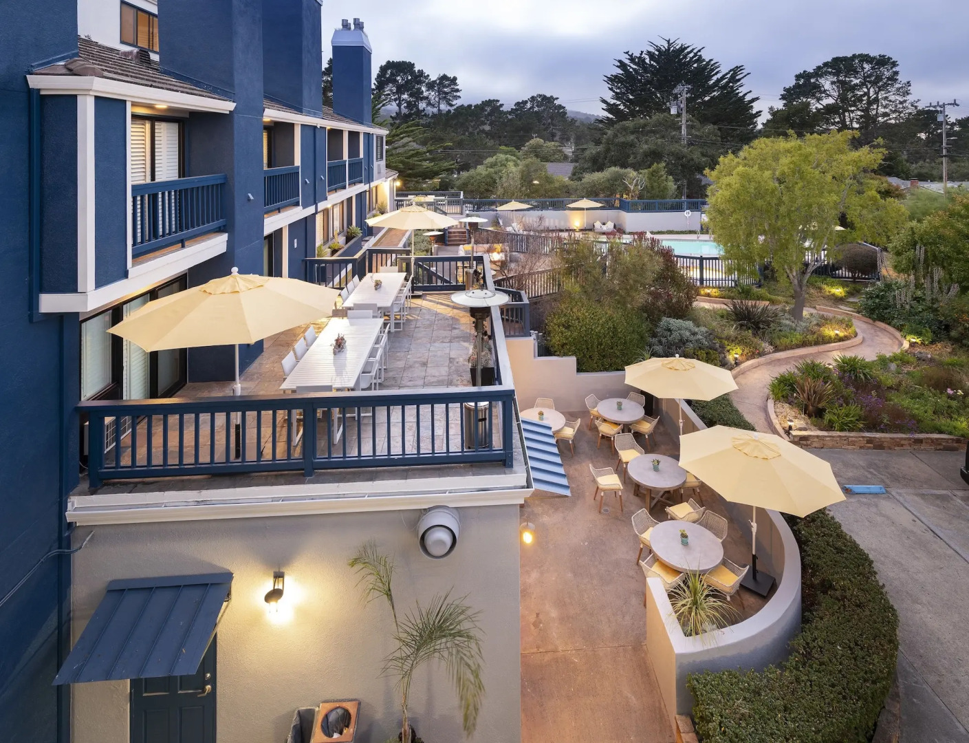 Mariposa Inn & Suites