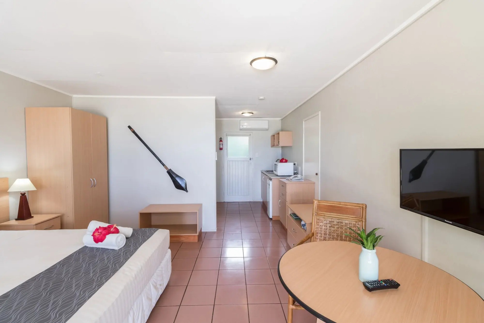 Moana Sands Beachfront Hotel