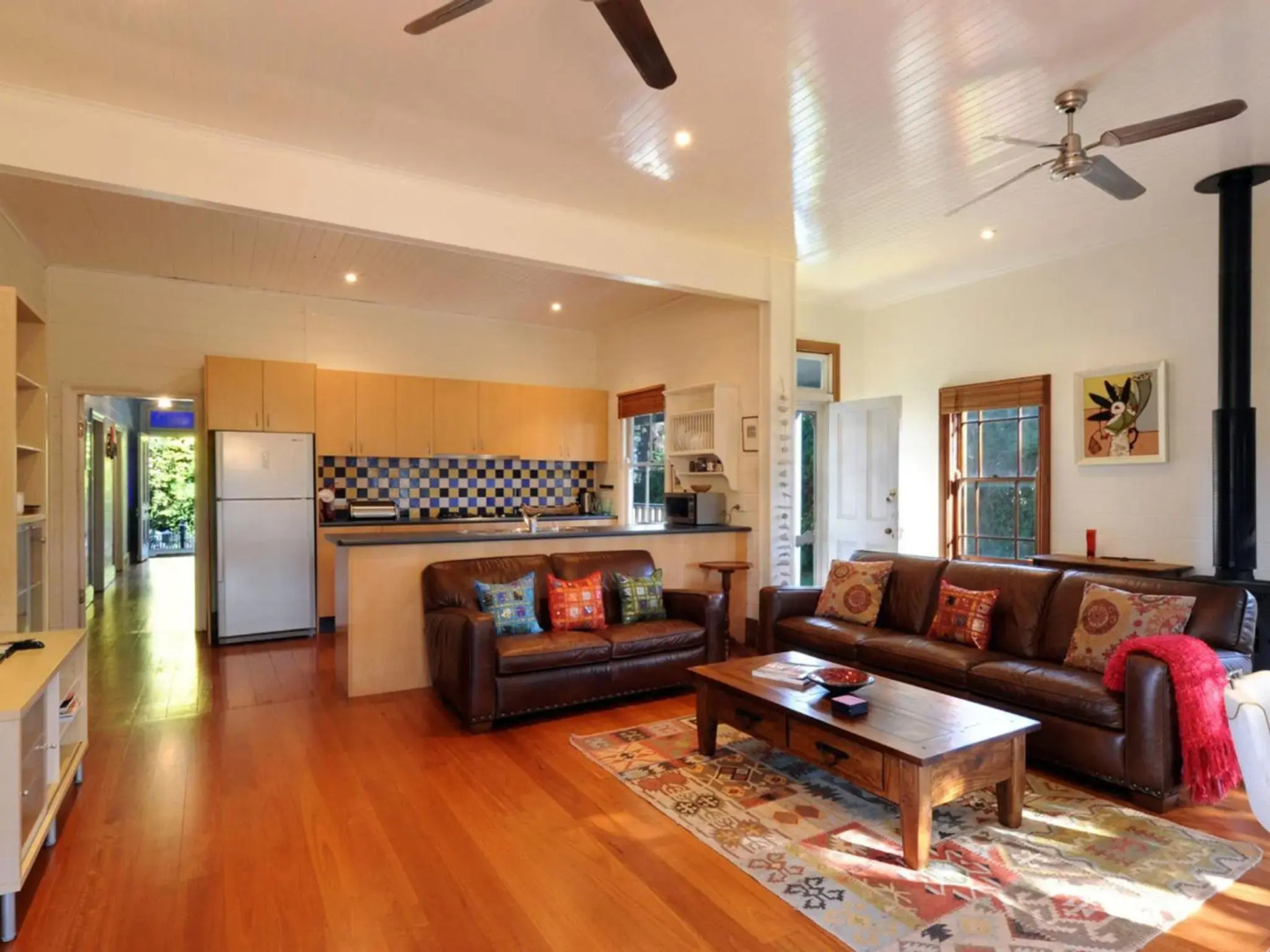 FAIRVIEW and STUDIO Gerringong 4pm check out Sundays