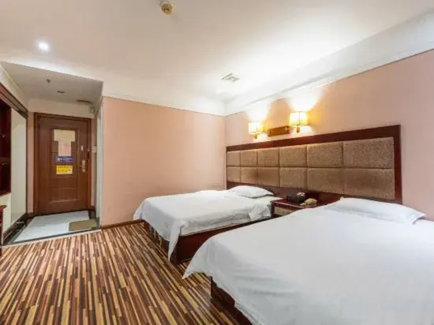 Xingji Business Hotel West Sun Wen Road Pedestrian Street